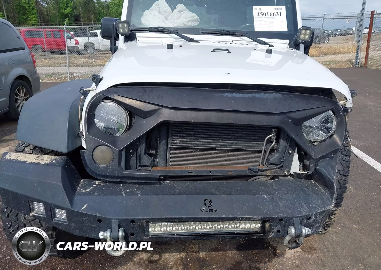 2015 Jeep Wrangler Unlimited Sport VIN:1C4BJWDG1FL633050 - 16