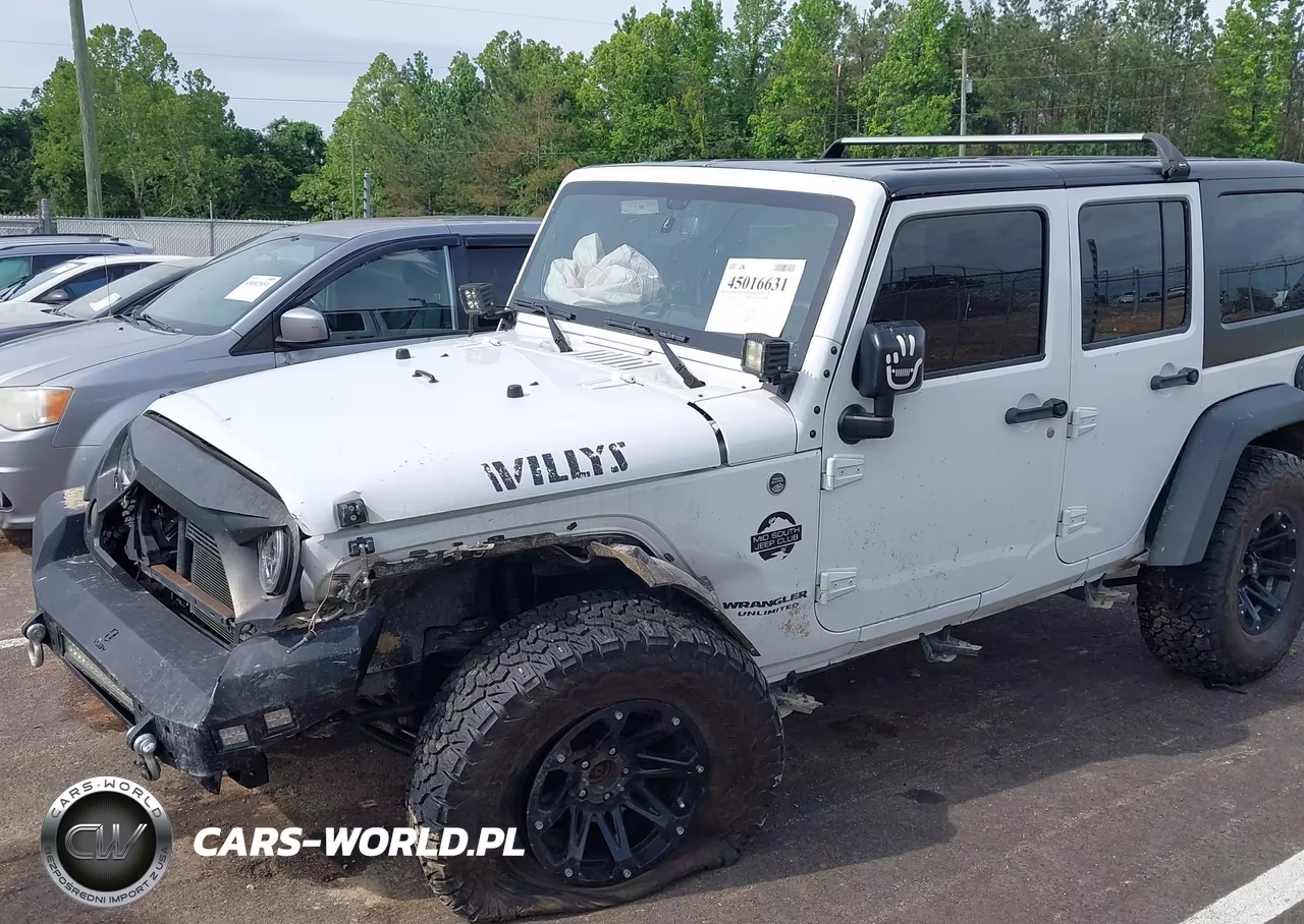 2015 Jeep Wrangler Unlimited Sport VIN:1C4BJWDG1FL633050 - 6