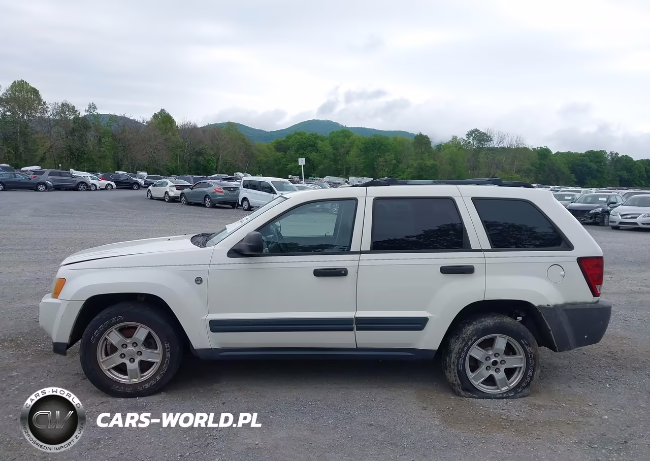 2005 Jeep Grand Cherokee Laredo VIN:1J8HR48N15C595844 - 15