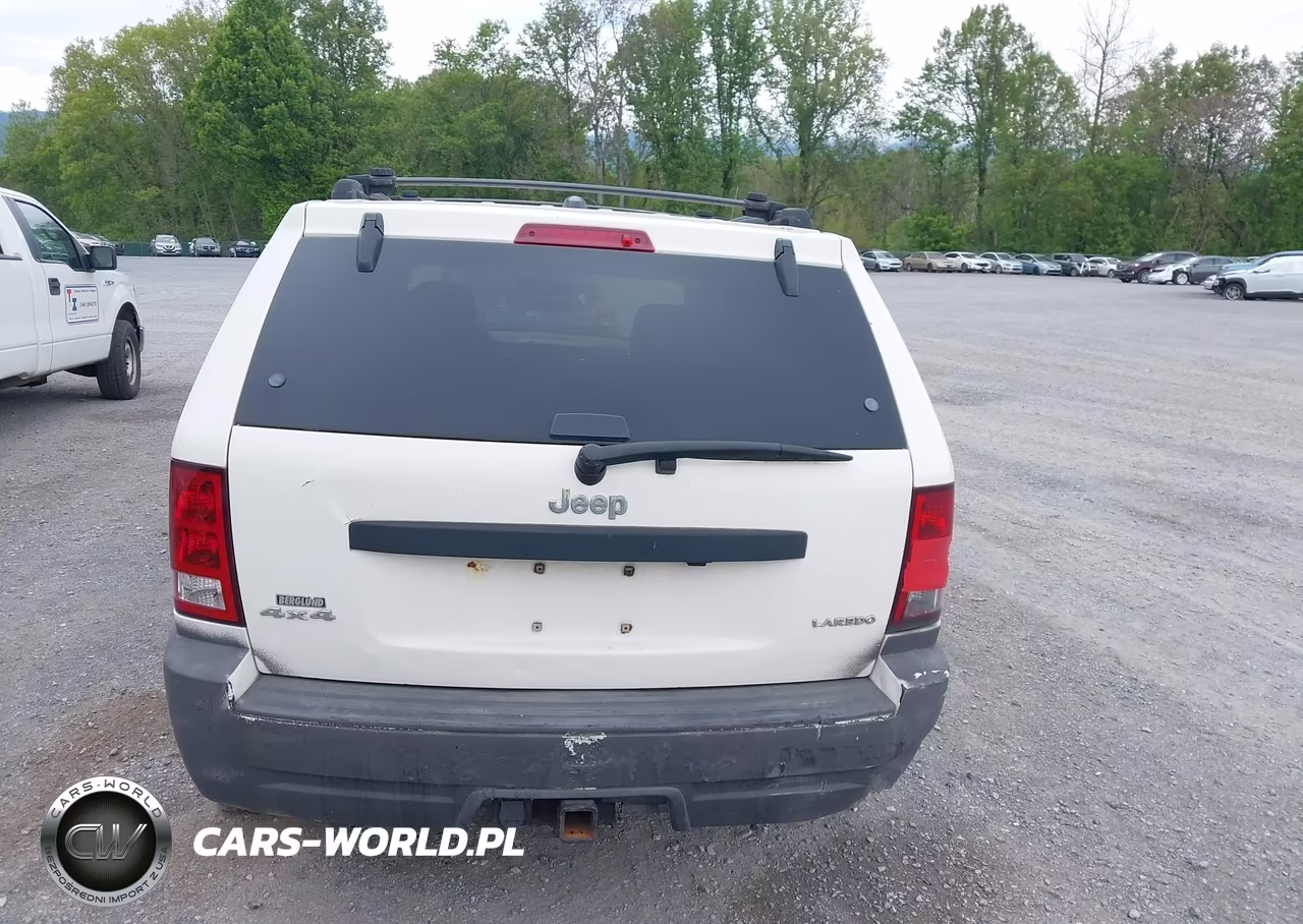 2005 Jeep Grand Cherokee Laredo VIN:1J8HR48N15C595844 - 17