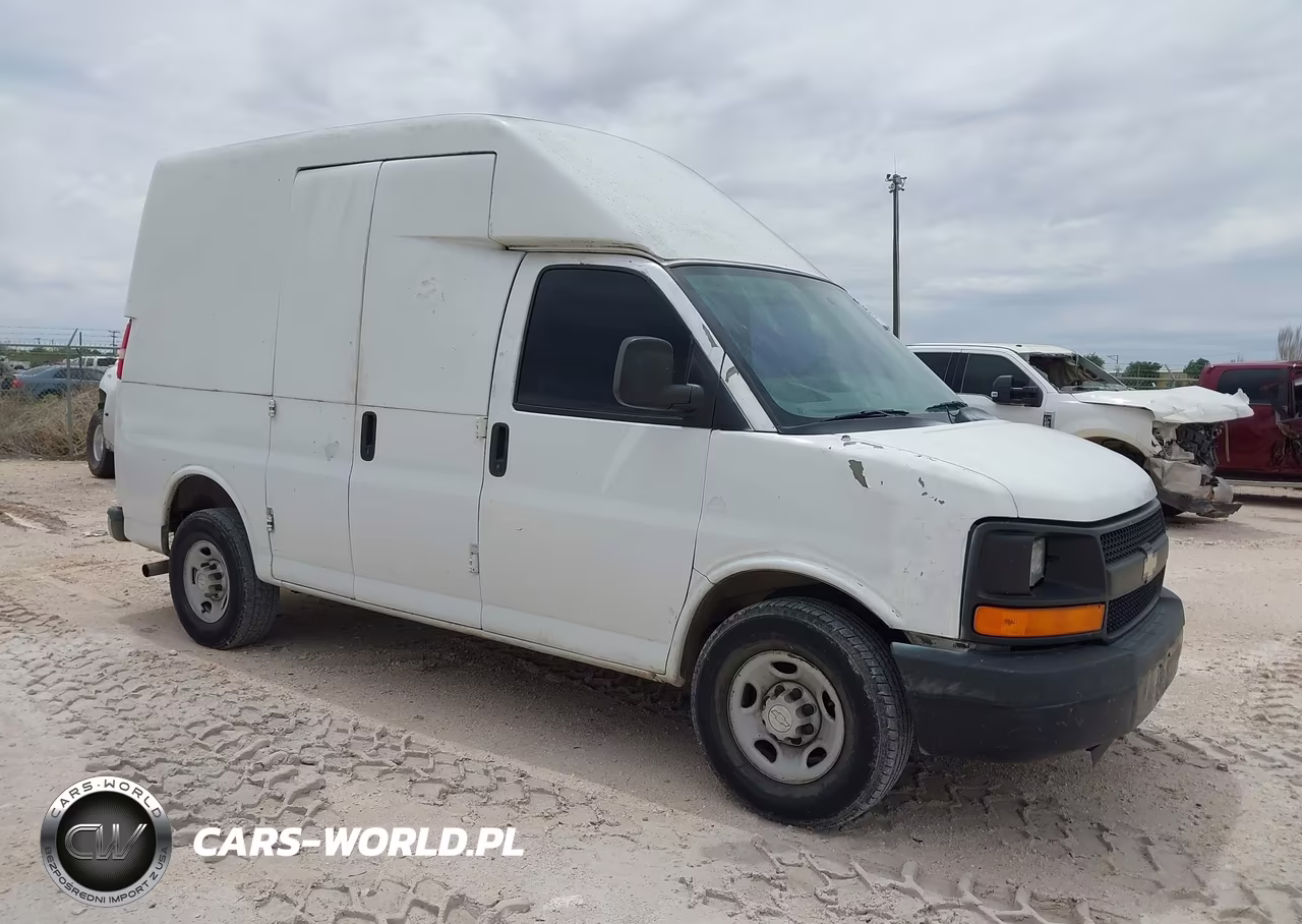 2009 Chevrolet Express 2500 Work Van