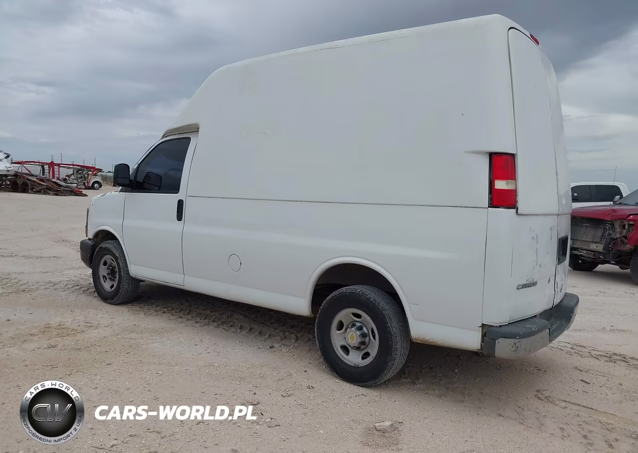 2009 Chevrolet Express 2500 Work Van VIN:1GCGG25C291140809 - 3