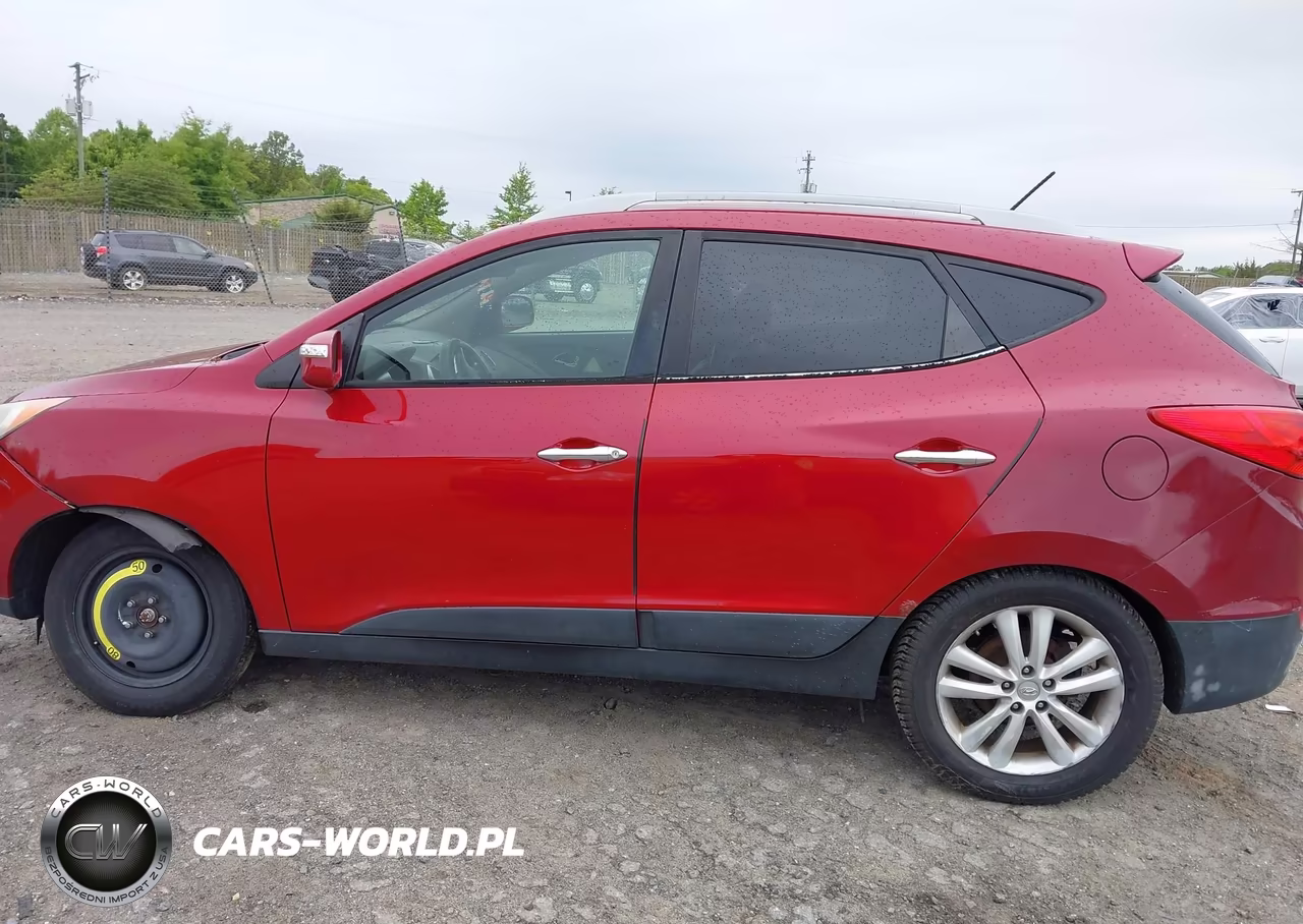 2011 Hyundai Tucson Limited VIN:KM8JUCACXBU311025 - 14