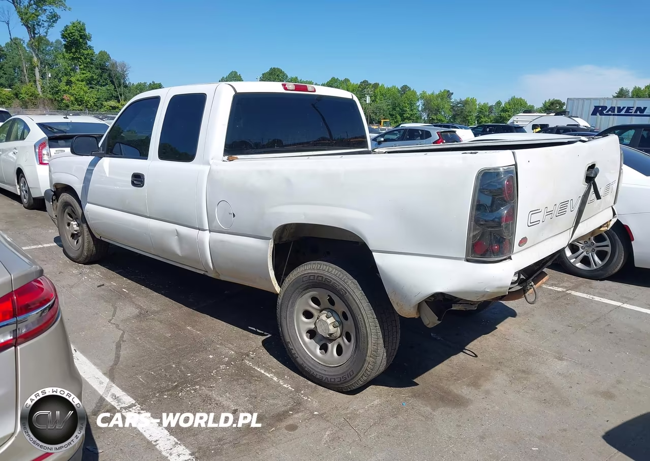 2007 Chevrolet Silverado 1500 Classic Work Truck VIN:1GCEC19X37Z161287 - 3