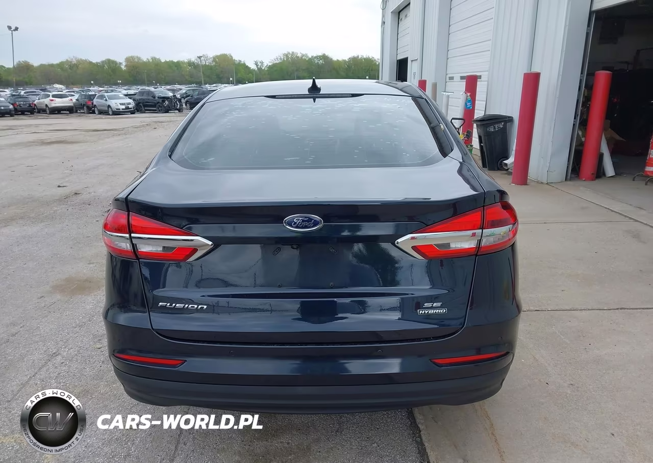 2020 Ford Fusion Hybrid Se VIN:3FA6P0LU1LR105449 - 17