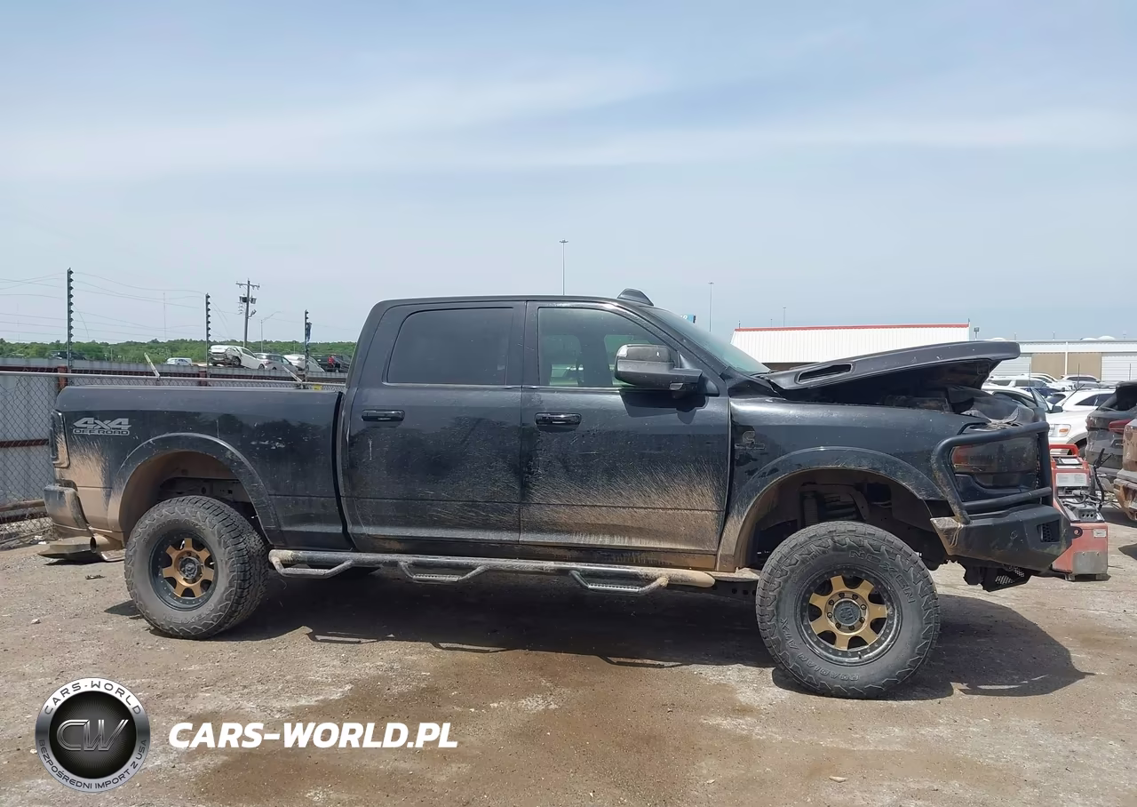 2019 Ram 2500 Laramie 4X4 6'4 Box VIN:3C6UR5FL3KG608896 - 12