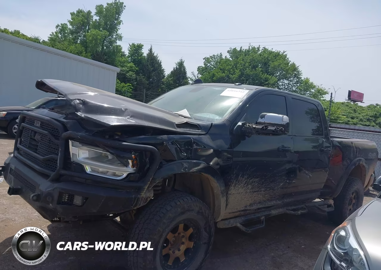 2019 Ram 2500 Laramie 4X4 6'4 Box VIN:3C6UR5FL3KG608896 - 13