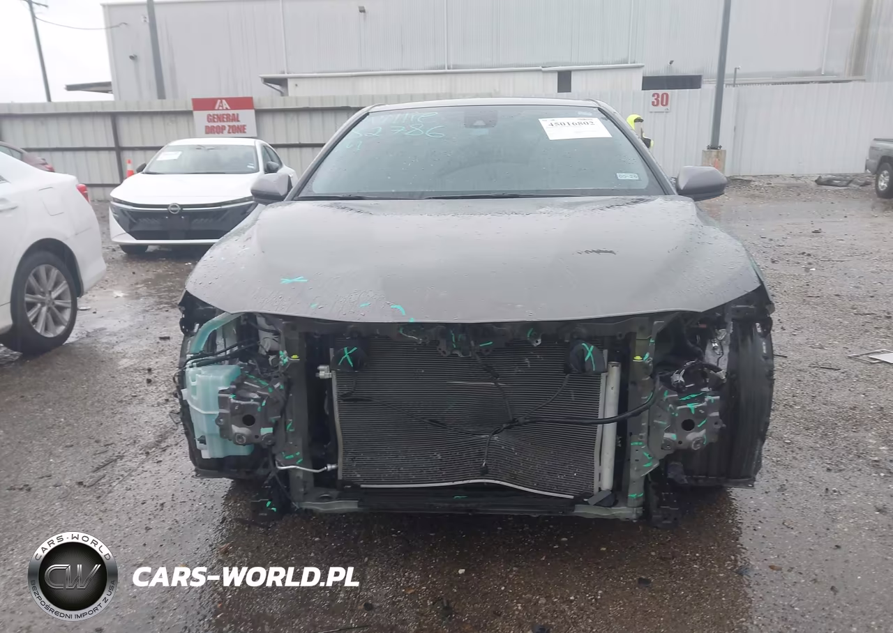 2024 Toyota Camry Le VIN:4T1C11AK8RU881645 - 13