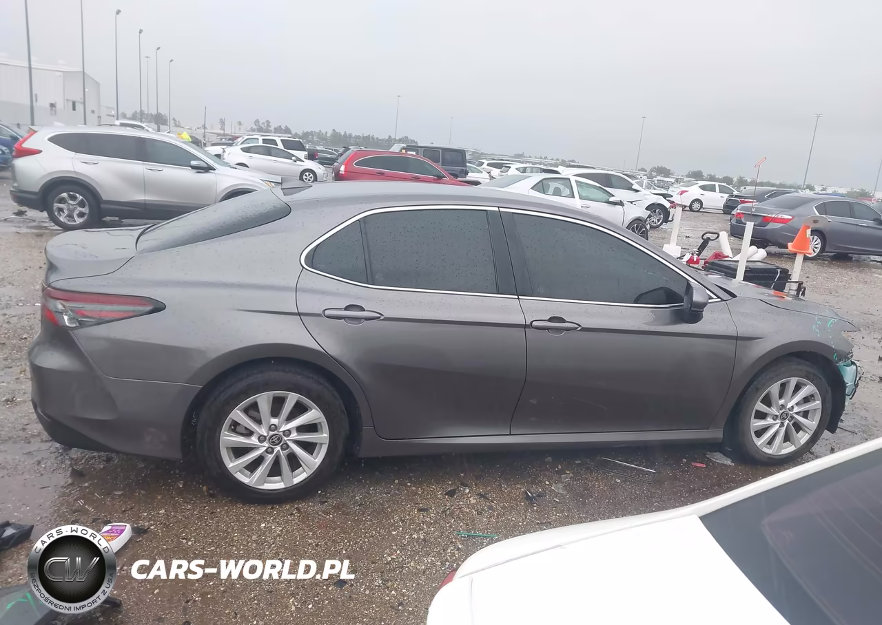 2024 Toyota Camry Le VIN:4T1C11AK8RU881645 - 14