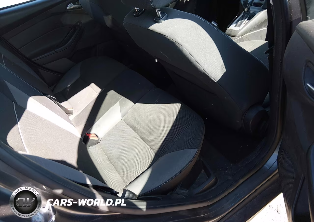 2013 Ford Focus Se VIN:1FADP3K27DL113368 - 8
