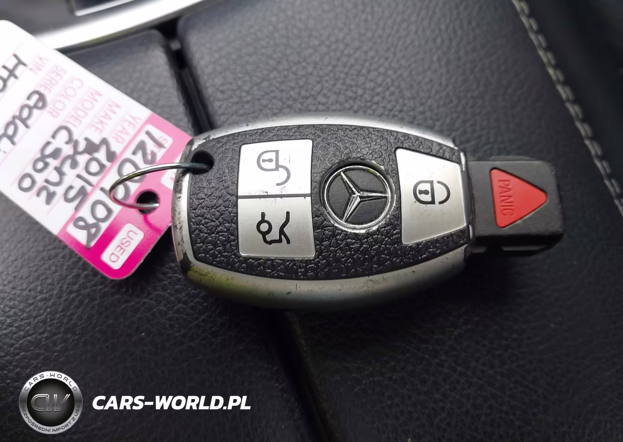 2015 Mercedes-Benz C 300 4Matic VIN:55SWF4KB1FU011838 - 11
