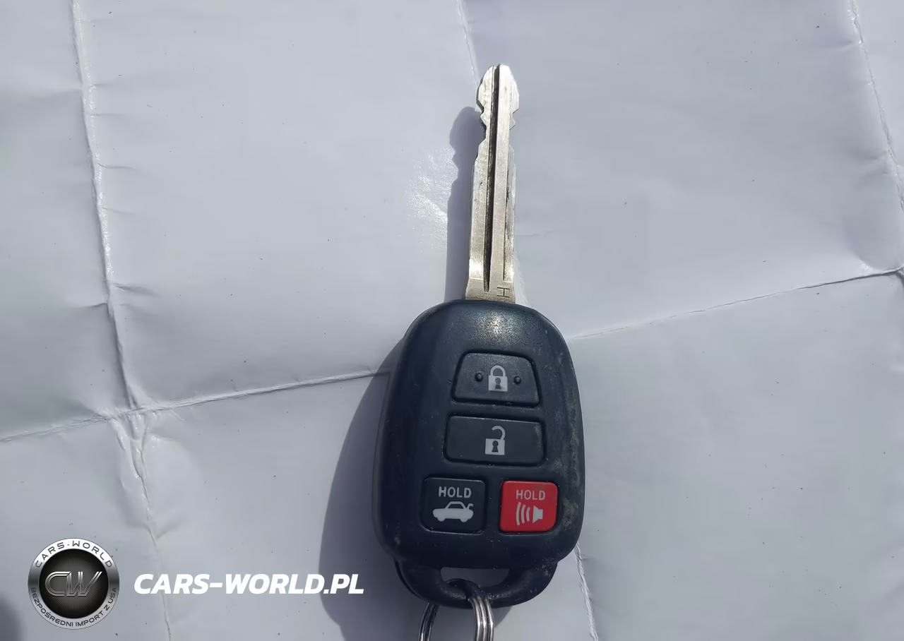 2019 Toyota Corolla Le VIN:5YFBURHE7KP905247 - 11