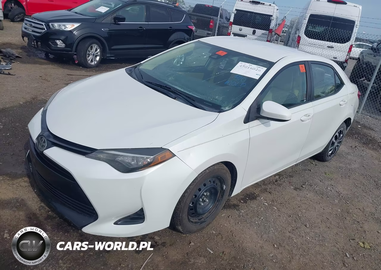 2019 Toyota Corolla Le VIN:5YFBURHE7KP905247 - 14