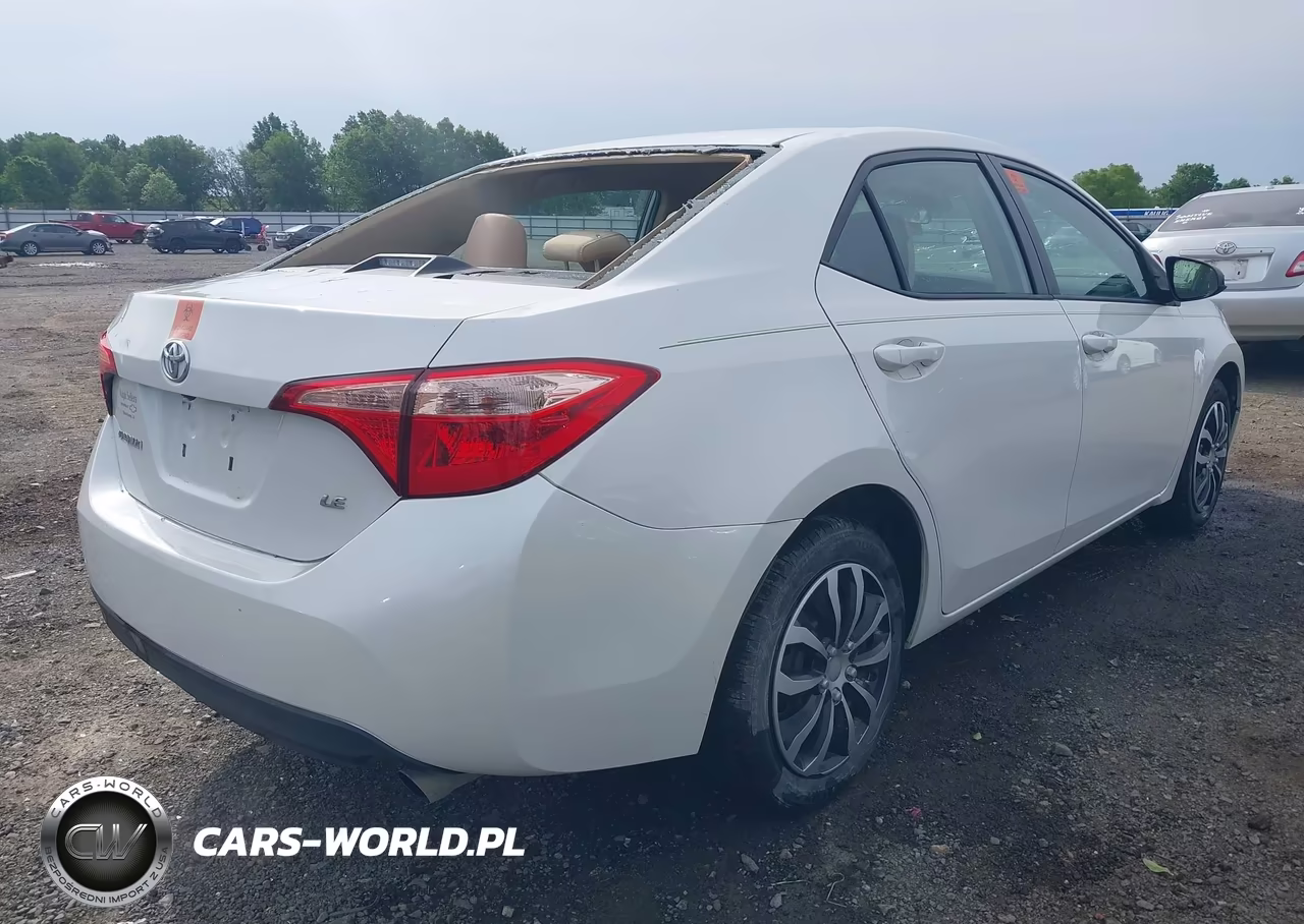 2019 Toyota Corolla Le VIN:5YFBURHE7KP905247 - 4