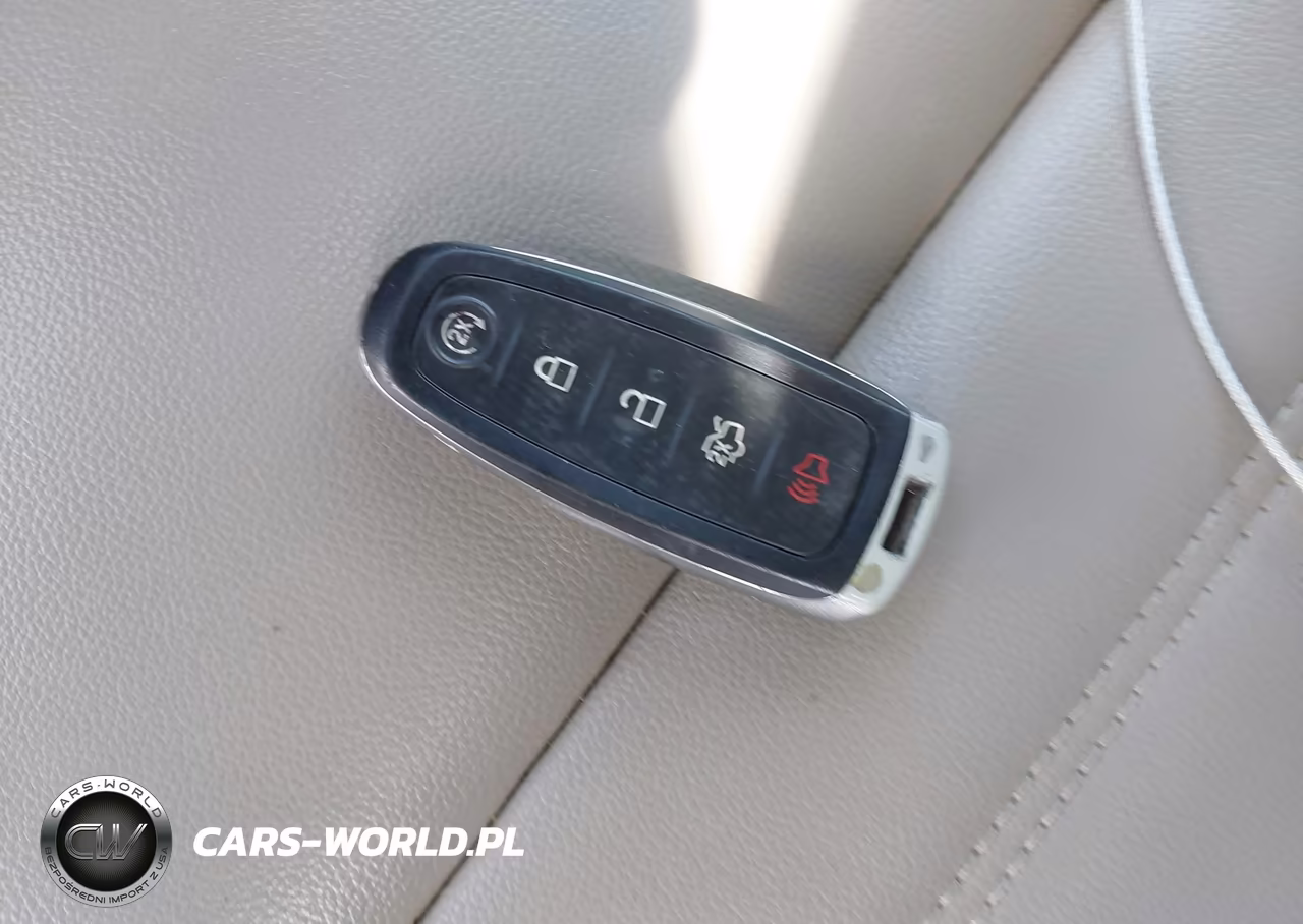 2019 Ford Escape Sel VIN:1FMCU9HD0KUA23881 - 11