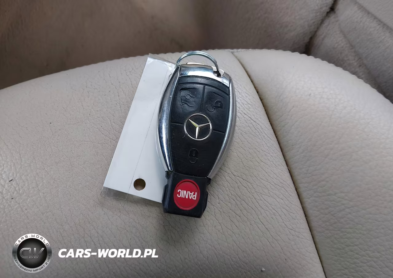 2007 Mercedes-Benz Clk 550 VIN:WDBTK72F17T077985 - 11