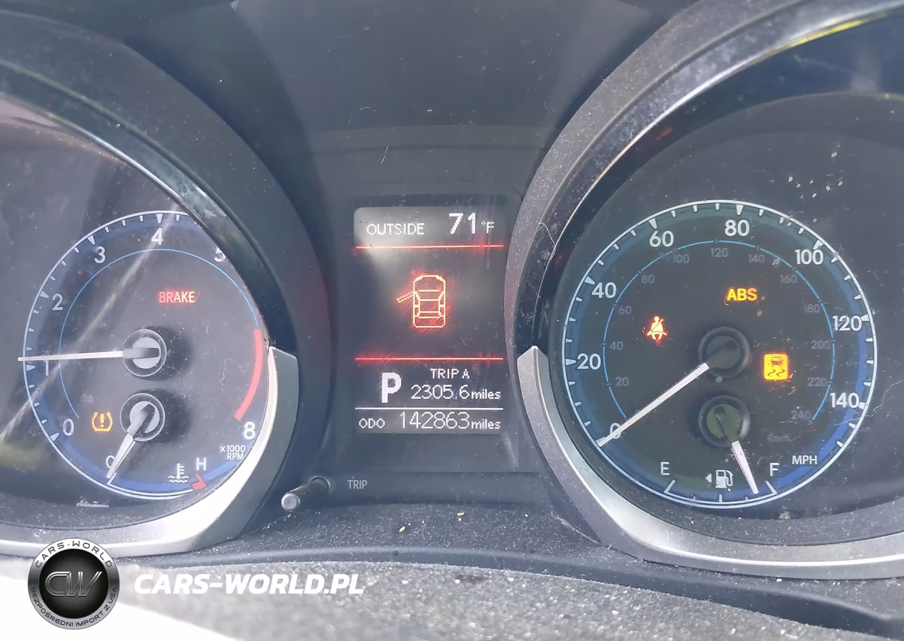 2016 Toyota Corolla S Plus VIN:5YFBURHE7GP411624 - 7