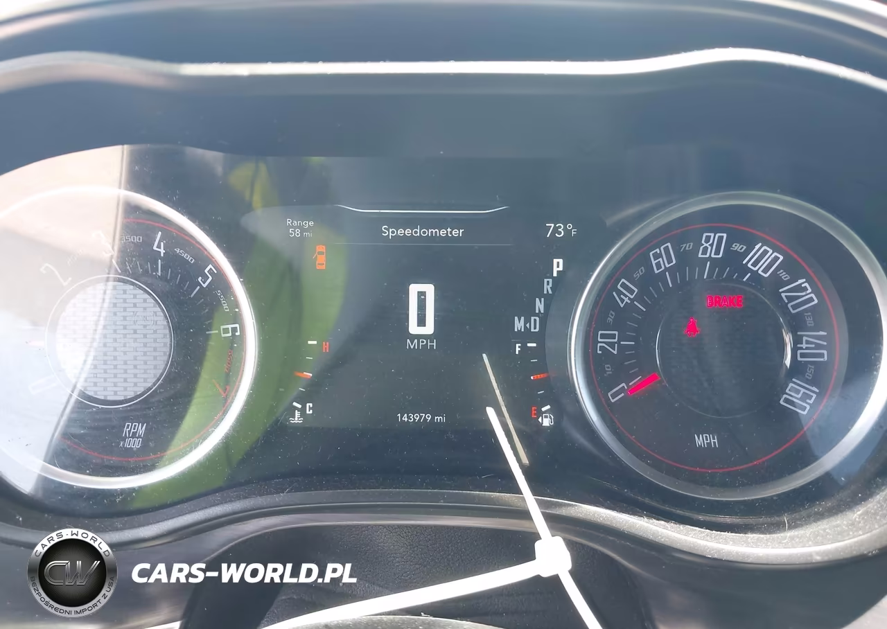 2018 Dodge Challenger Sxt VIN:2C3CDZAG7JH123880 - 7