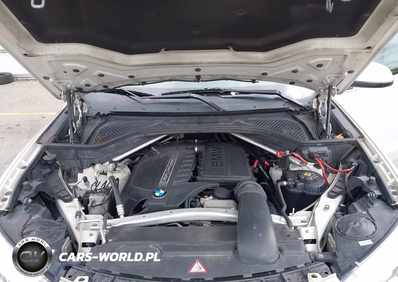 2014 BMW X5 xDrive35I VIN:5UXKR0C51E0H16565 - 10