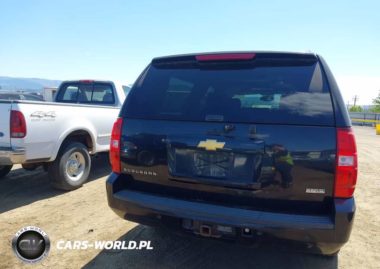 2012 Chevrolet Suburban 1500 Lt VIN:1GNSKJE77CR319255 - 16