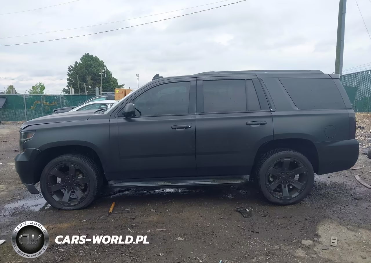 2017 Chevrolet Tahoe Premier VIN:1GNSCCKC3HR115490 - 14