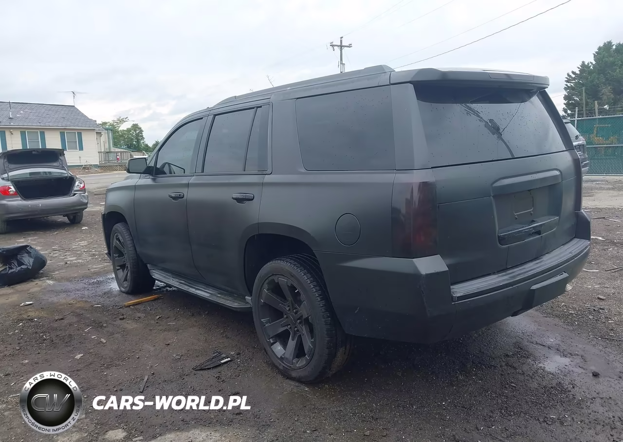 2017 Chevrolet Tahoe Premier VIN:1GNSCCKC3HR115490 - 3