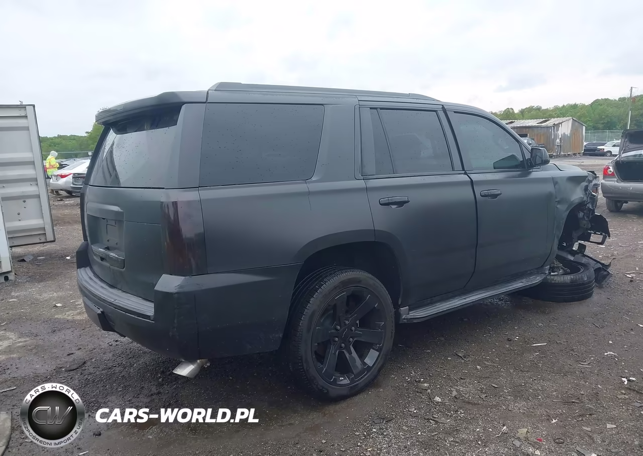 2017 Chevrolet Tahoe Premier VIN:1GNSCCKC3HR115490 - 4