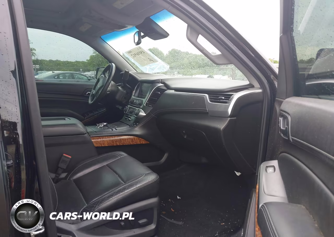 2017 Chevrolet Tahoe Premier VIN:1GNSCCKC3HR115490 - 5