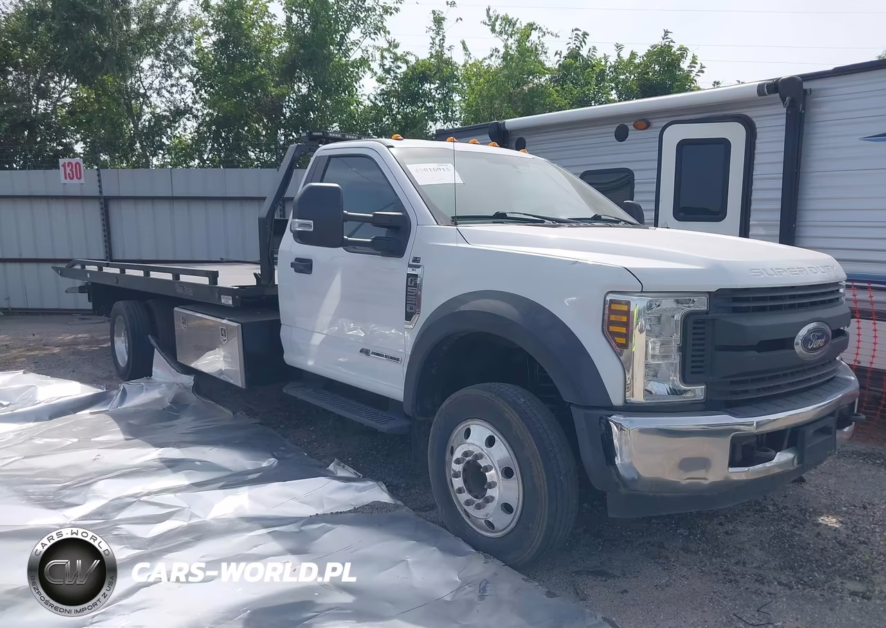 2019 Ford F-550 Chassis Xl