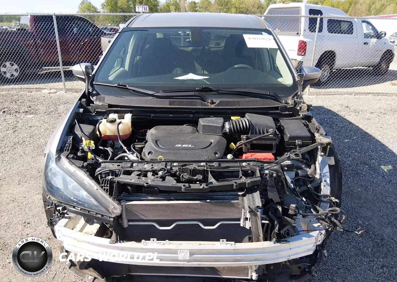 2017 Chrysler Pacifica Lx VIN:2C4RC1CG7HR748615 - 12