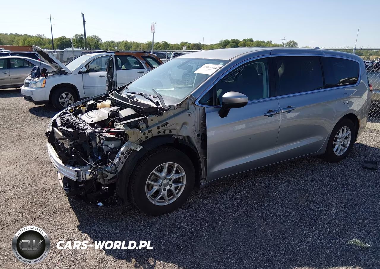 2017 Chrysler Pacifica Lx VIN:2C4RC1CG7HR748615 - 2