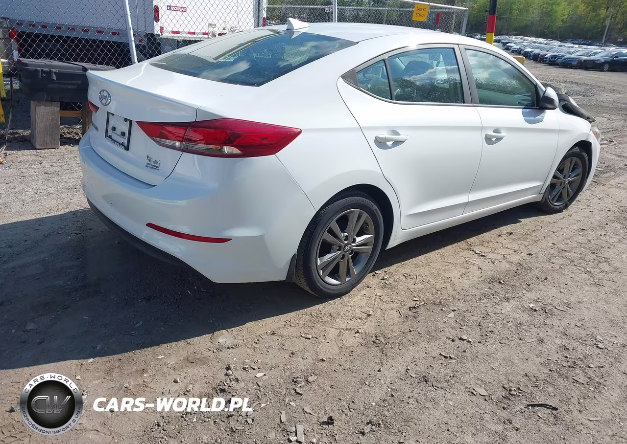2017 Hyundai Elantra Se VIN:5NPD84LF4HH033549 - 4