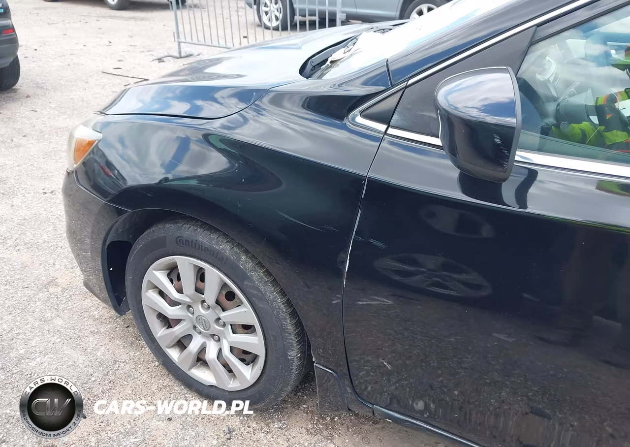 2016 Nissan Sentra S VIN:3N1AB7APXGL683828 - 13