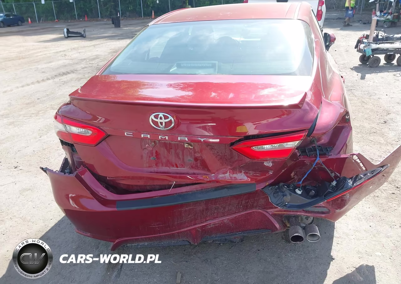 2018 Toyota Camry Se VIN:4T1B11HK4JU585446 - 6