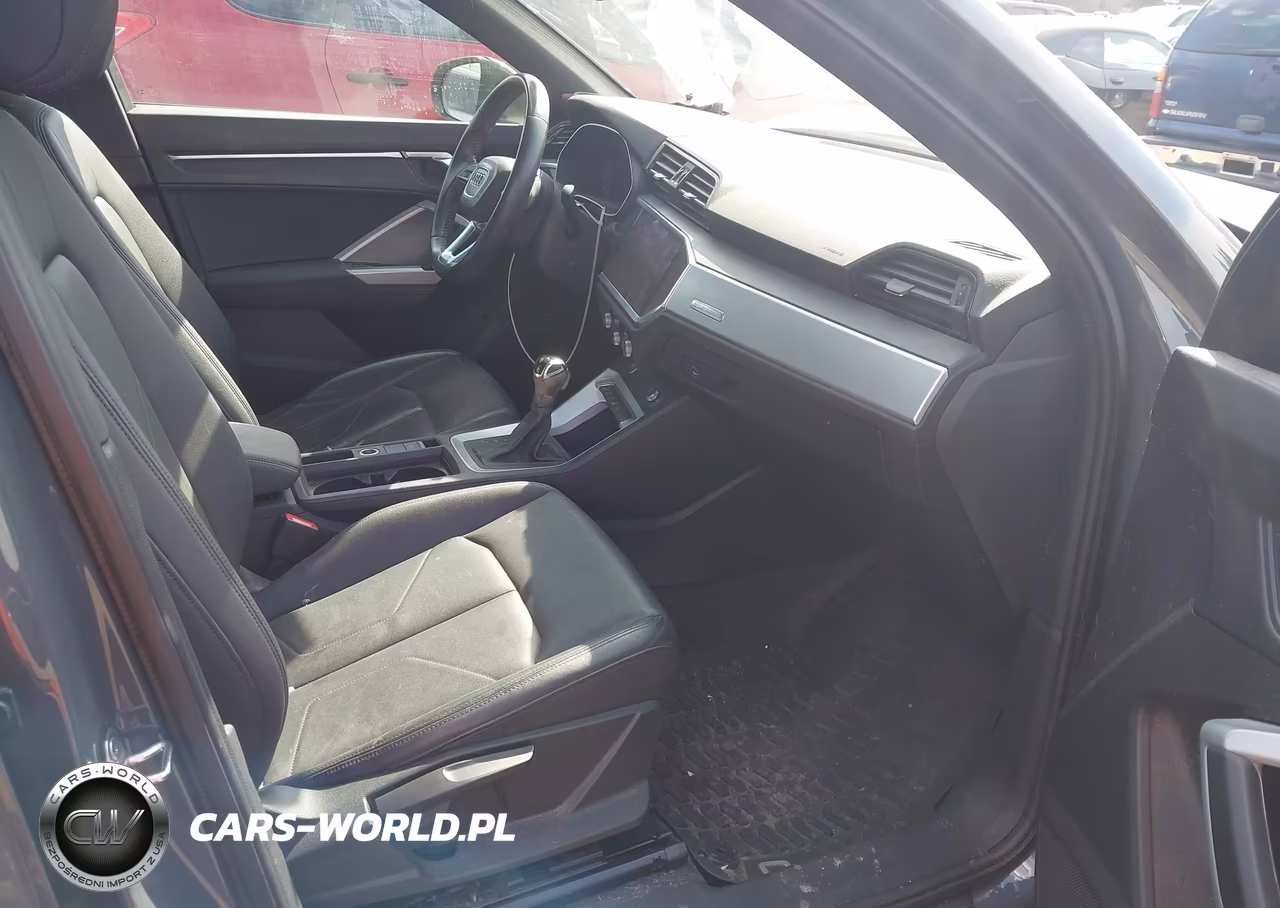 2020 Audi Q3 Premium 45 Tfsi Quattro Tiptronic VIN:WA1AECF37L1049729 - 5