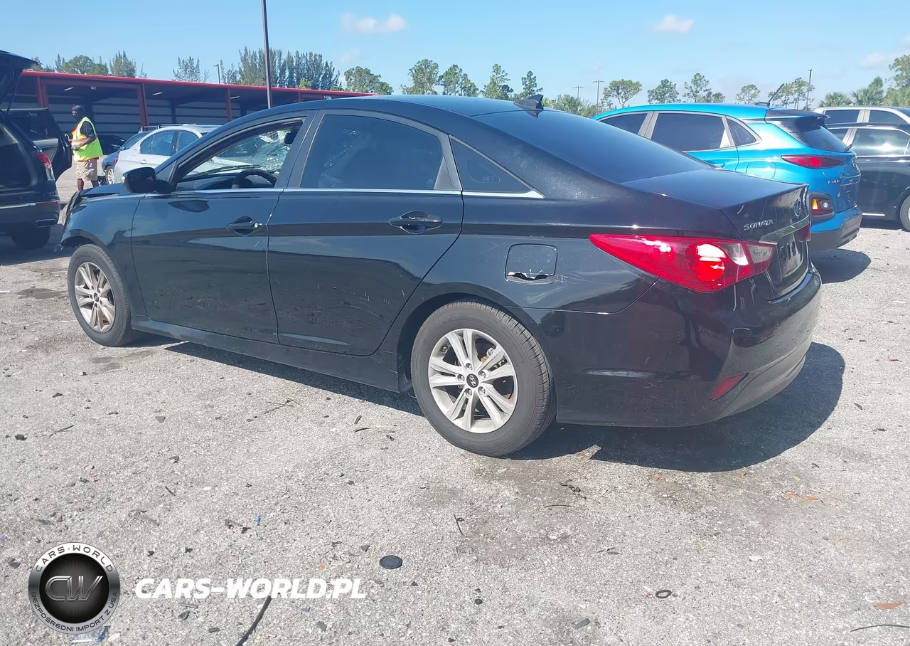2014 Hyundai Sonata Gls VIN:5NPEB4AC3EH947320 - 3