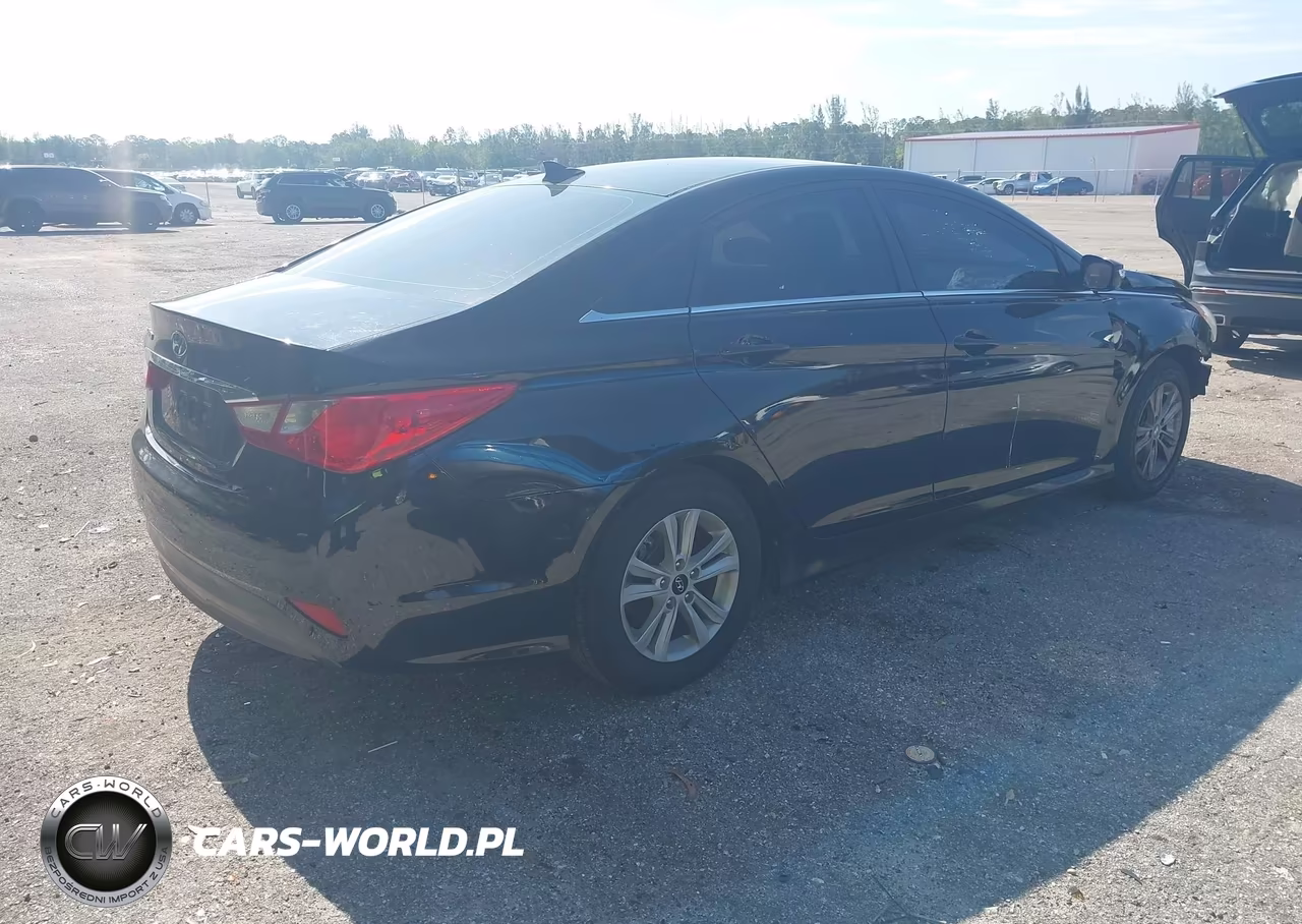 2014 Hyundai Sonata Gls VIN:5NPEB4AC3EH947320 - 4