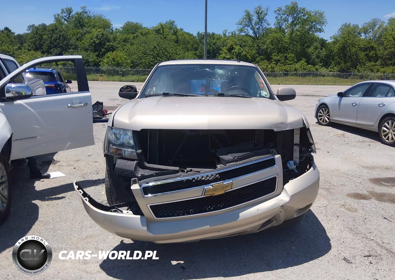 2011 Chevrolet Tahoe Lt VIN:1GNSCBE09BR312330 - 11