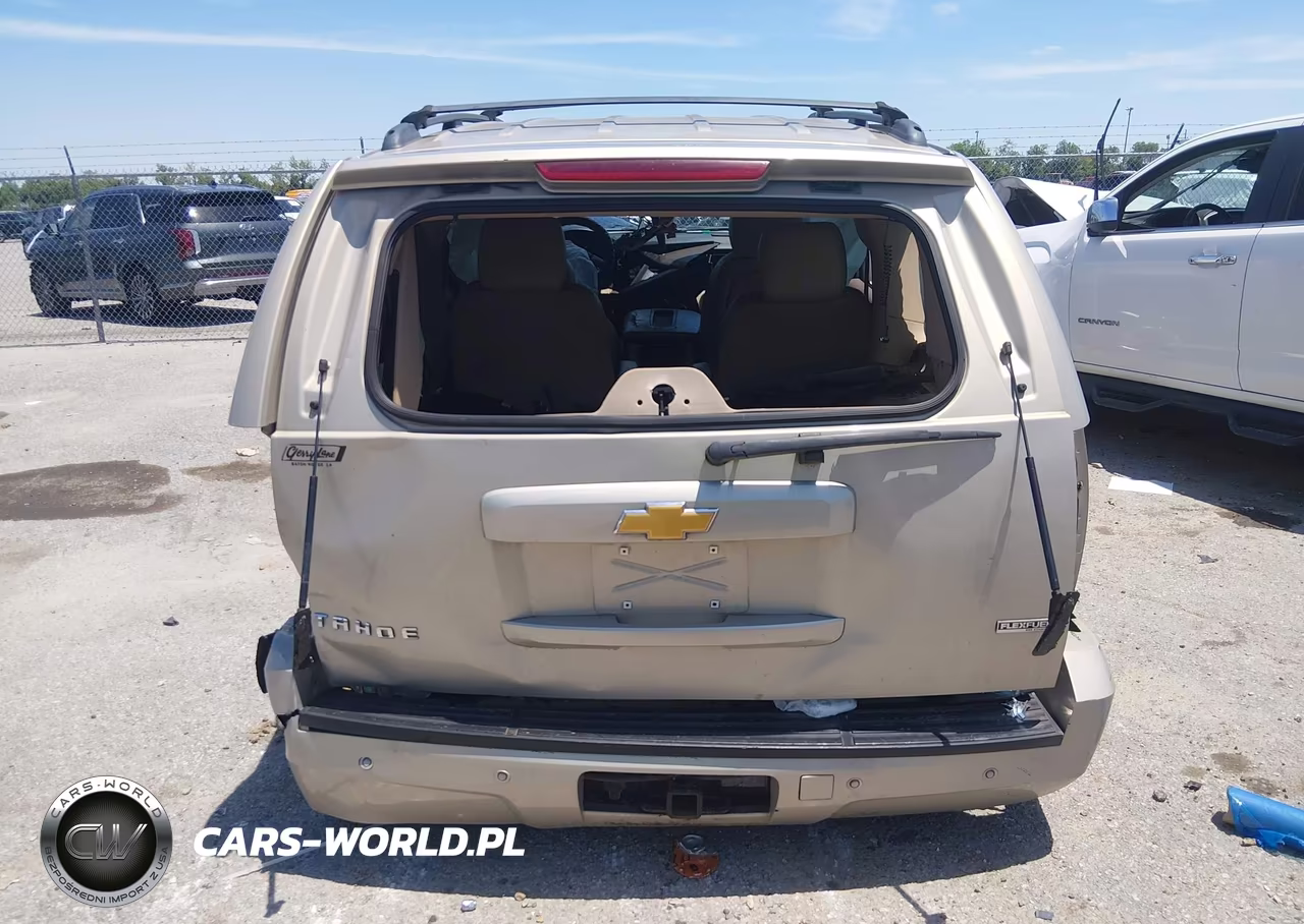 2011 Chevrolet Tahoe Lt VIN:1GNSCBE09BR312330 - 15