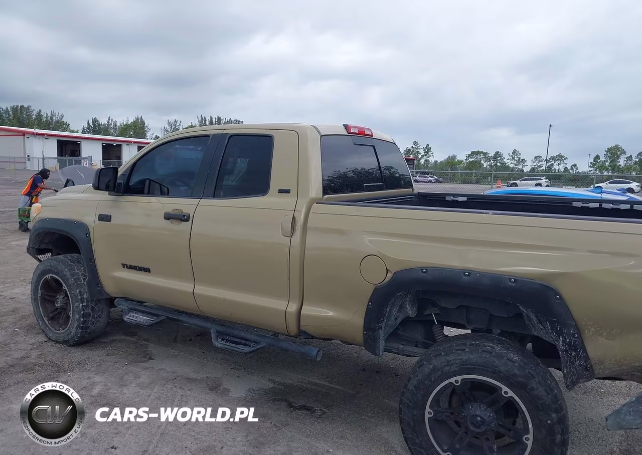 2017 Toyota Tundra Sr5 5.7L V8 VIN:5TFUW5F11HX585848 - 14