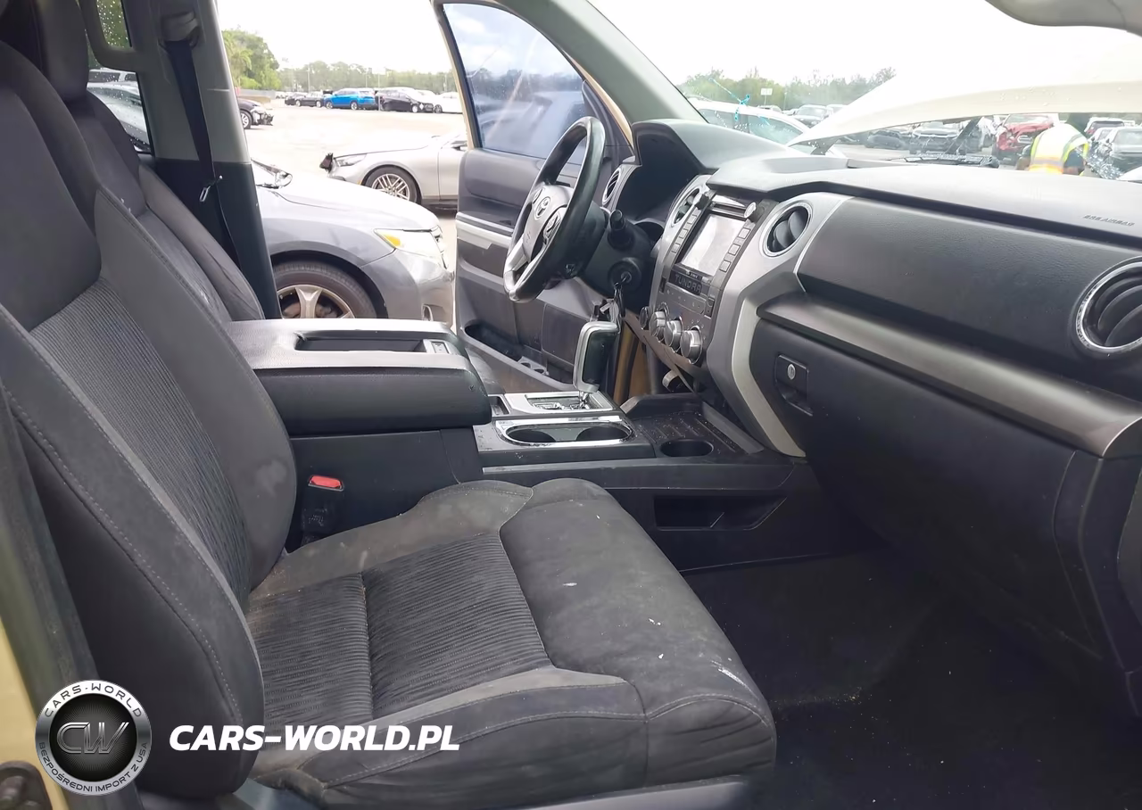 2017 Toyota Tundra Sr5 5.7L V8 VIN:5TFUW5F11HX585848 - 5