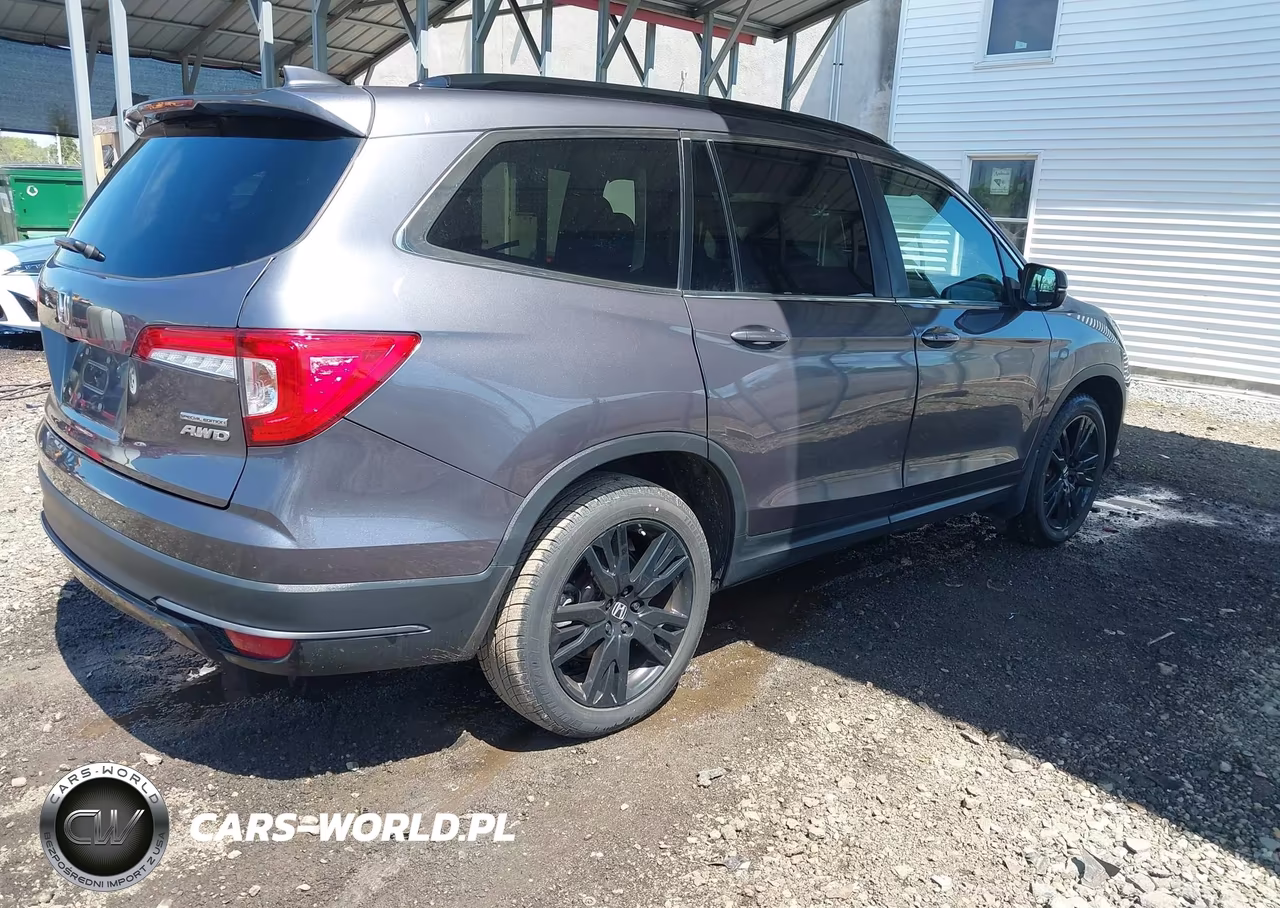2021 Honda Pilot Awd Special Edition VIN:5FNYF6H21MB100979 - 4