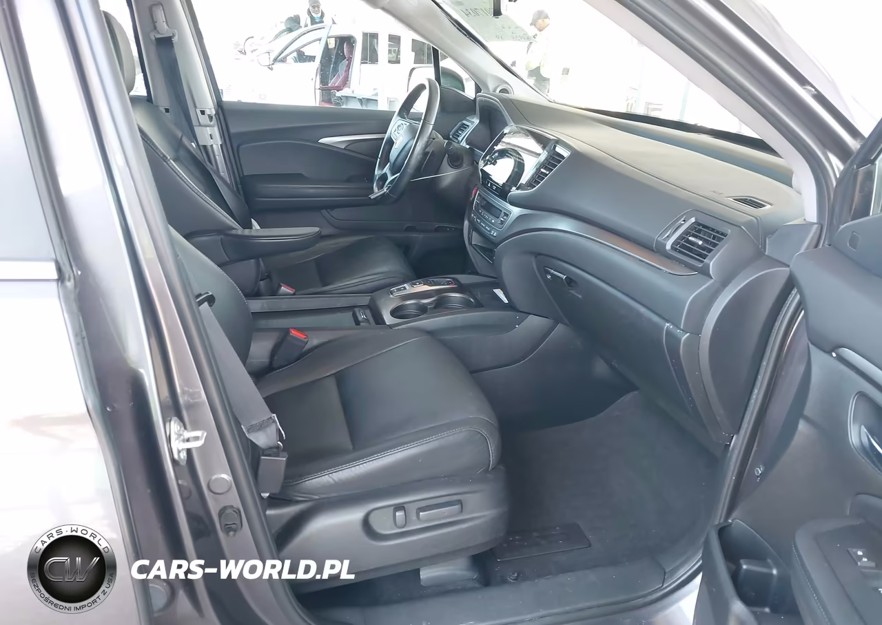 2021 Honda Pilot Awd Special Edition VIN:5FNYF6H21MB100979 - 5