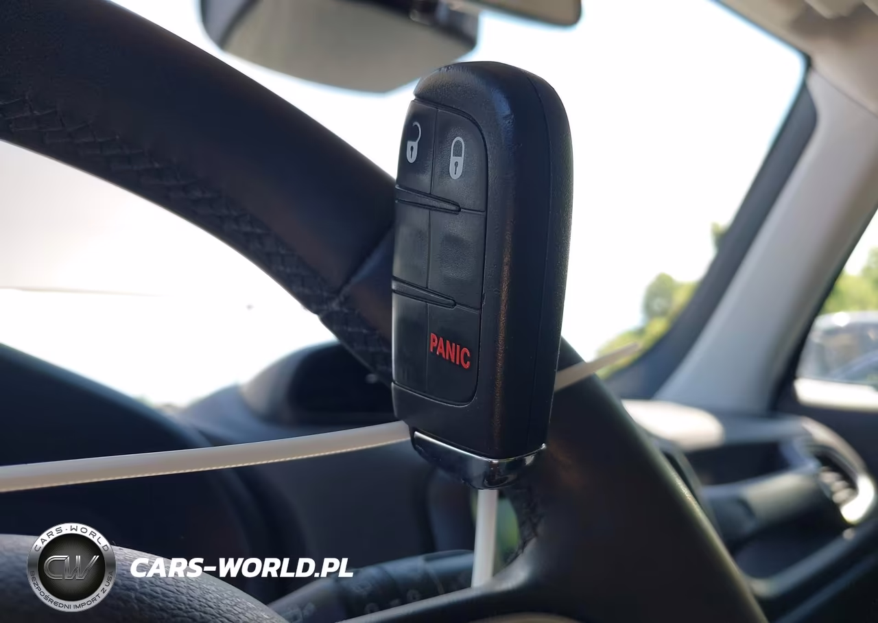 2018 Jeep Renegade Latitude Fwd VIN:ZACCJABHXJPH14040 - 11
