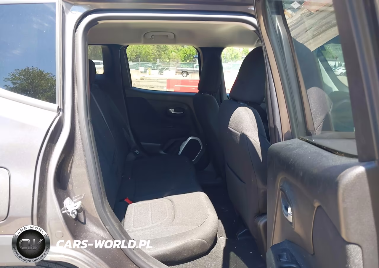 2018 Jeep Renegade Latitude Fwd VIN:ZACCJABHXJPH14040 - 8