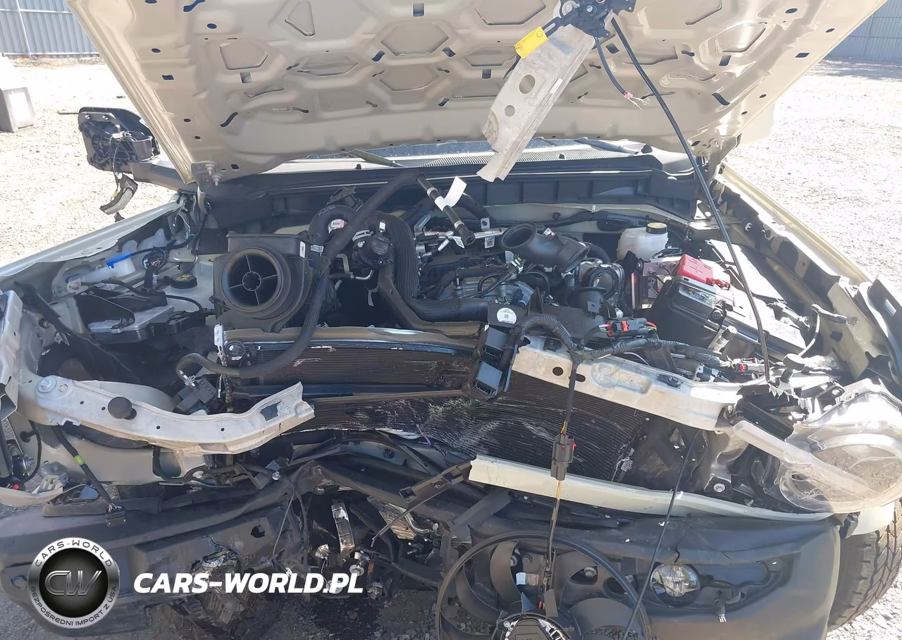 2025 Ford Bronco Outer Banks VIN:1FMDE8BH0SLB47436 - 10