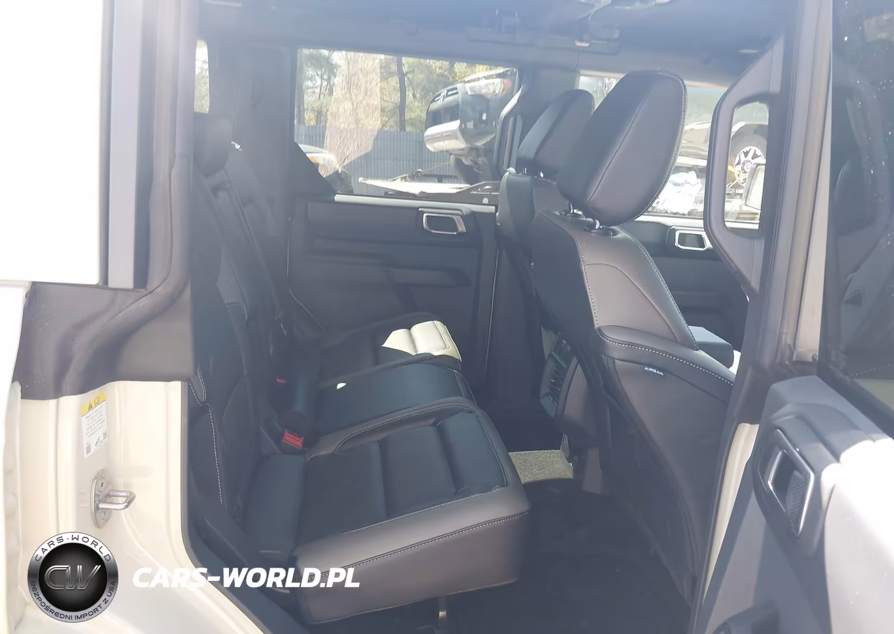 2025 Ford Bronco Outer Banks VIN:1FMDE8BH0SLB47436 - 8