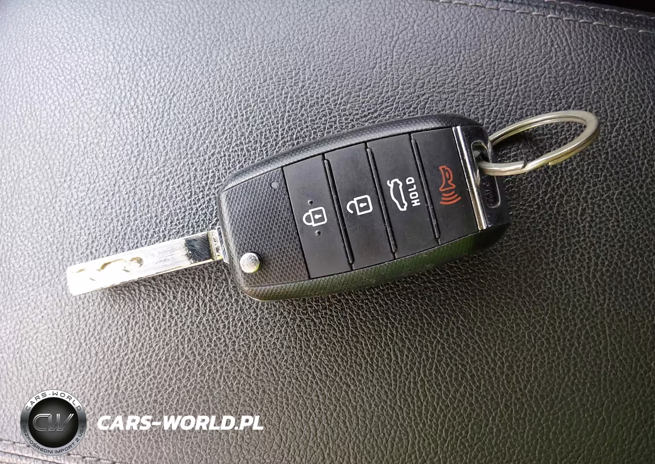 2019 Kia Optima Lx VIN:5XXGT4L35KG335890 - 11