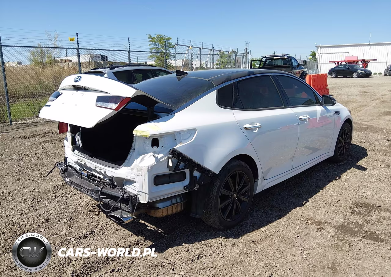 2019 Kia Optima Lx VIN:5XXGT4L35KG335890 - 4