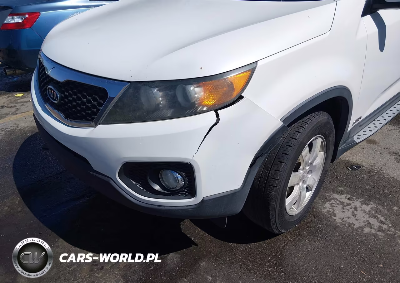 2011 Kia Sorento Lx VIN:5XYKTDA16BG177941 - 6
